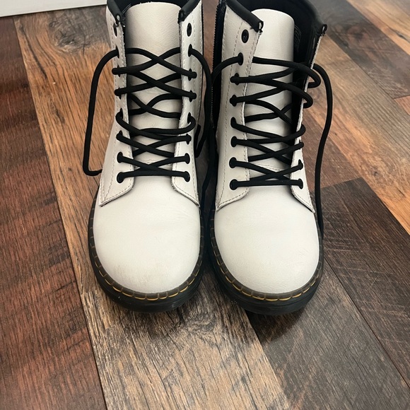 White Doc Martens - Picture 2 of 5